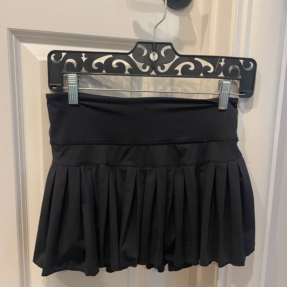 Gold Hinge Tennis Skirt